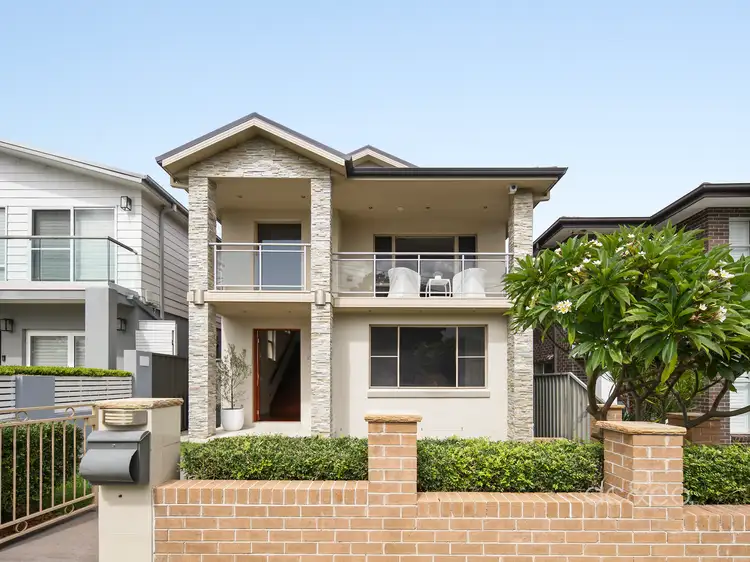32 Bertram Street, Mortlake NSW 2137