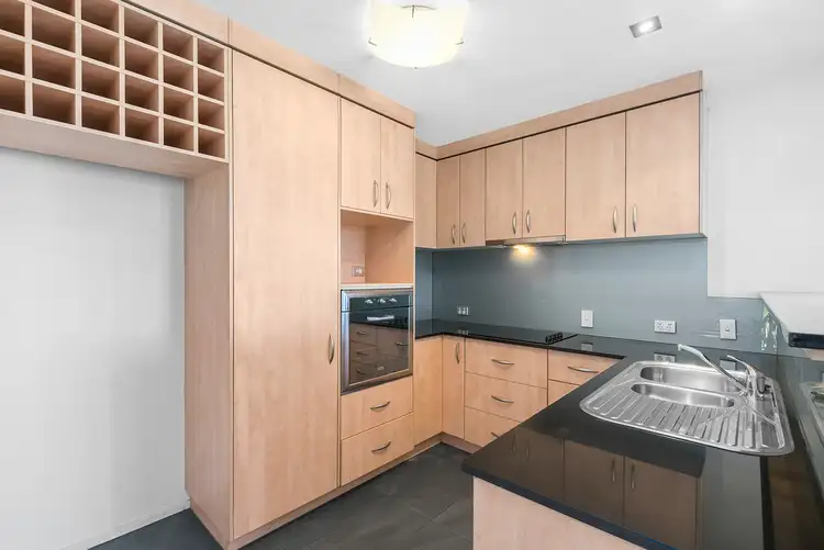 Fifth view of Homely apartment listing, 4/34 Middle Street, Highgate Hill QLD 4101