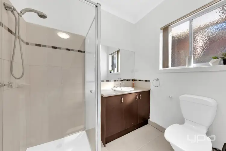 Fifth view of Homely house listing, 8 Pinoak Street, Point Cook VIC 3030