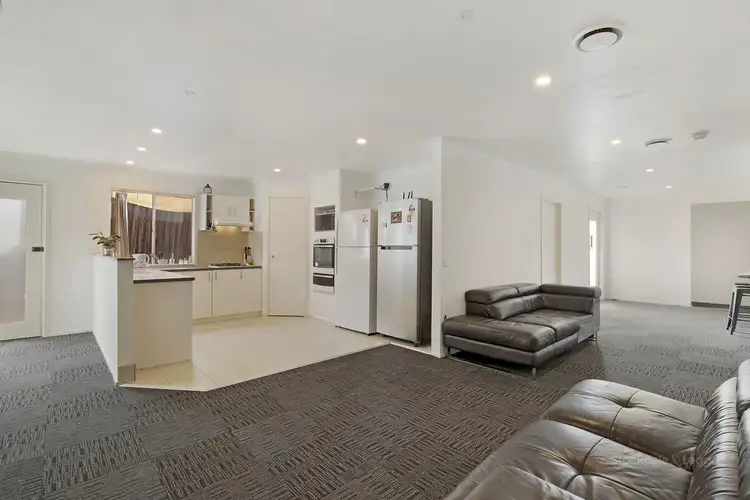49 Grange Boulevard, Bundoora VIC 3083
