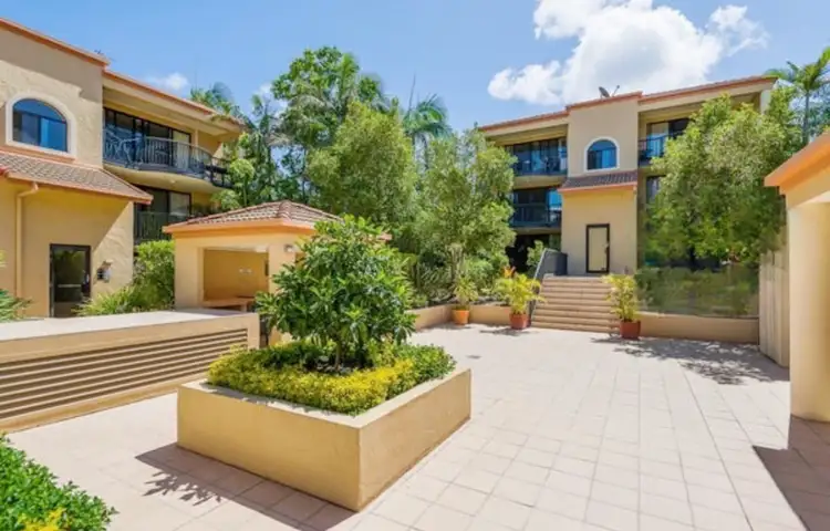 8/16-26 WAVERLEY Street, Southport QLD 4215