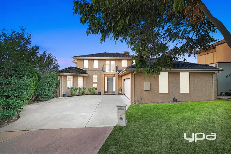 4 Beechwood Parade, Sanctuary Lakes VIC 3030