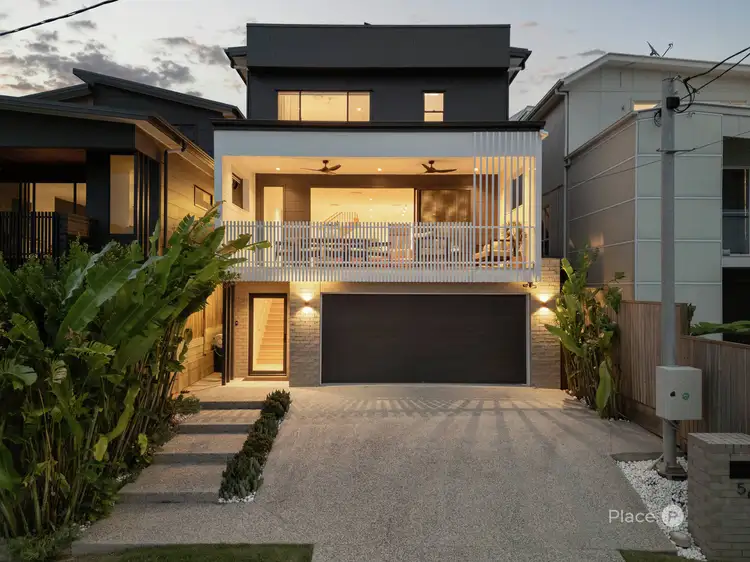 56 Hoff Street