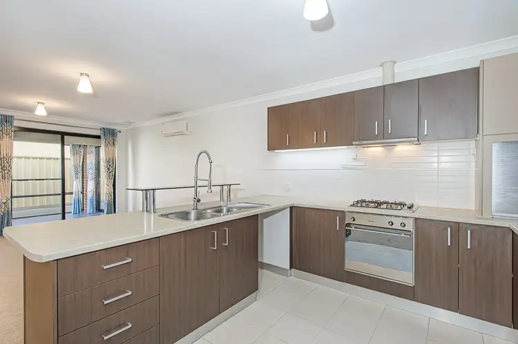 49B Wroxton Street