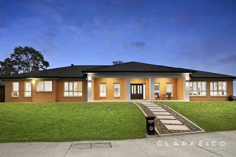 201 Settlers Boulevard, Chisholm NSW 2322