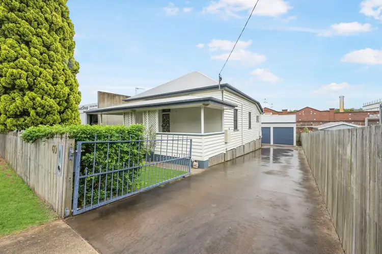 60 Mort Street, North Toowoomba QLD 4350
