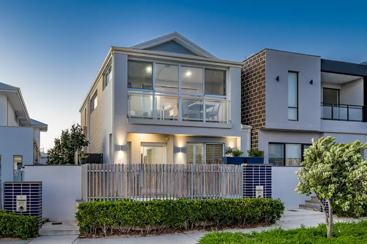 156 Reflection Boulevard, Jindalee WA 6036