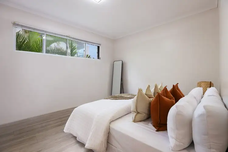 Fifth view of Homely unit listing, 4/2315 Gold Coast Highway, Mermaid Beach QLD 4218