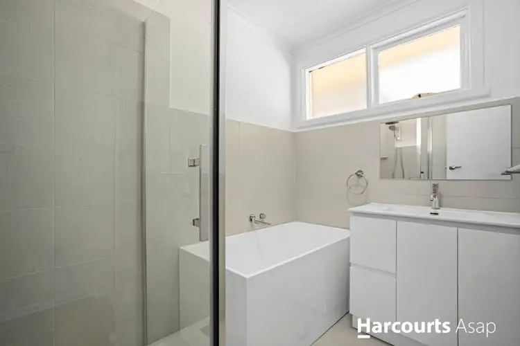 Fifth view of Homely unit listing, 1/4 Keenan Court, Dandenong North VIC 3175