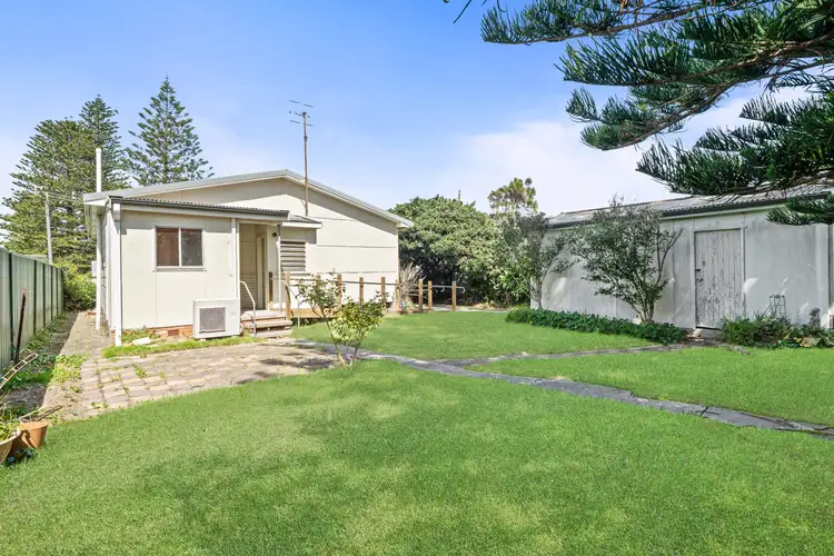 Fifth view of Homely house listing, 18 Stewart Street, The Entrance North NSW 2261