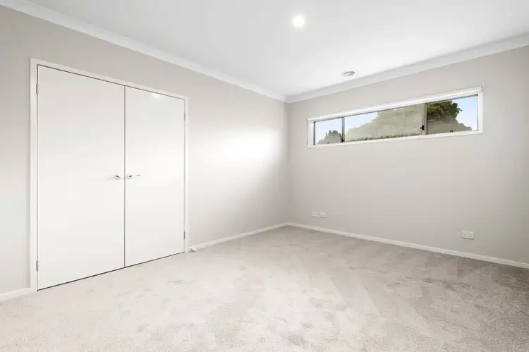 Sixth view of Homely unit listing, 2/10 Nursery Avenue, Frankston VIC 3199