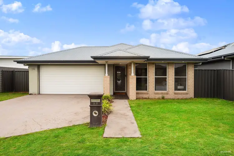 38 Norfolk Street, Fern Bay NSW 2295