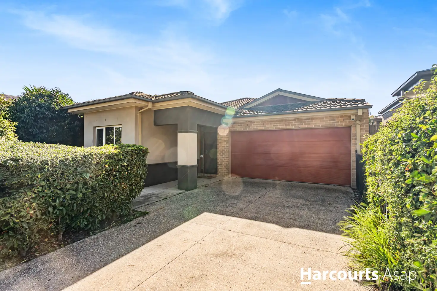 Main view of Homely house listing, 8 Nature Circuit, Cranbourne North VIC 3977