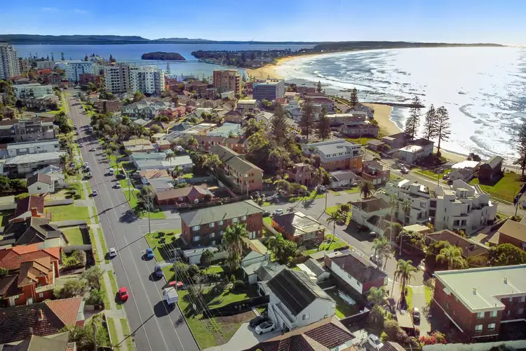 24 Bay Road, The Entrance NSW 2261