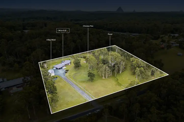 86 Crampton Drive, Woodford QLD 4514
