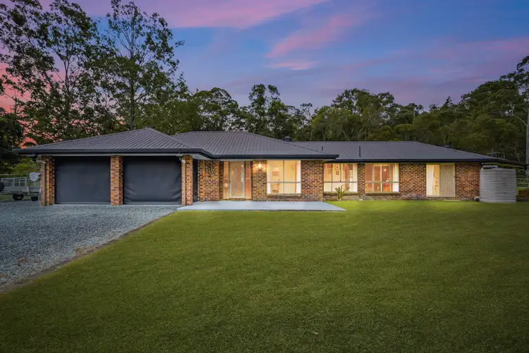 86 Crampton Drive, Woodford QLD 4514