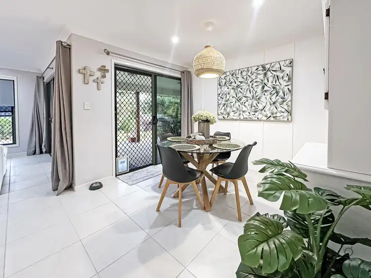 Fifth view of Homely house listing, 6 The Boulevarde, Avoca QLD 4670