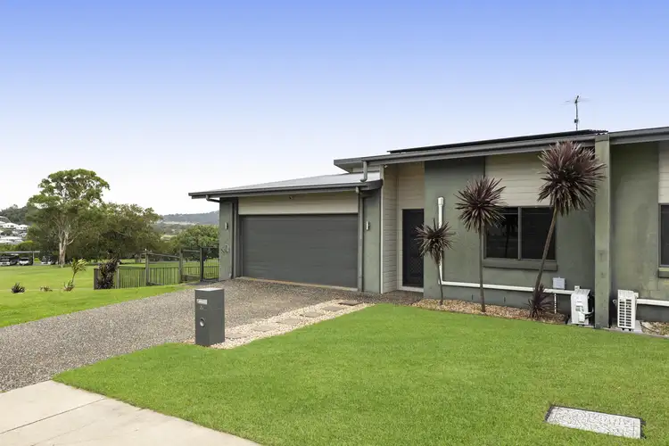 1/2 Alistair Street, Glenvale QLD 4350