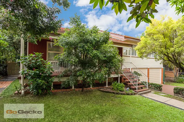 27 Condong Street, Mansfield QLD 4122