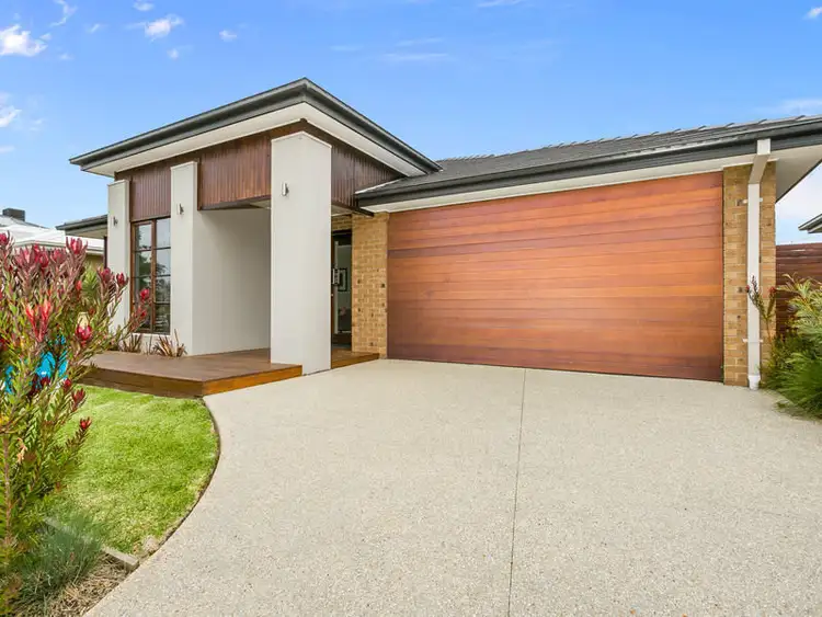 826 Barwon Heads Road, Armstrong Creek VIC 3217