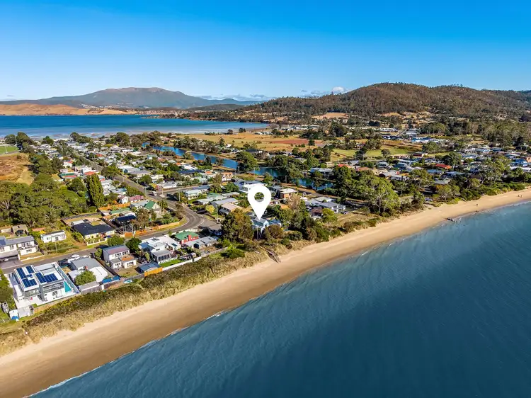 82 Bayview Road, Lauderdale TAS 7021