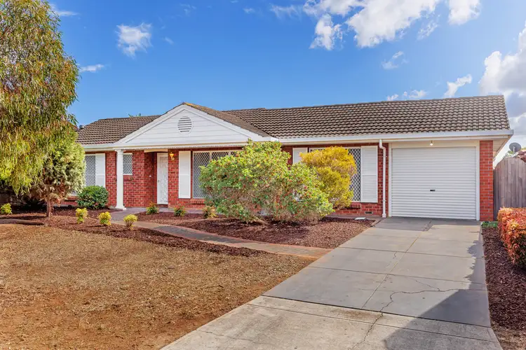 4 Santiago Street, West Lakes Shore SA 5020