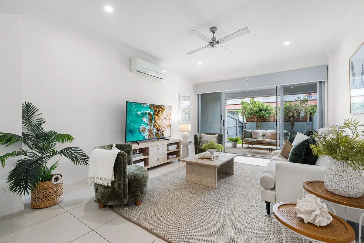 Main view of Homely townhouse listing, 4/33 Kates Street, Morningside QLD 4170