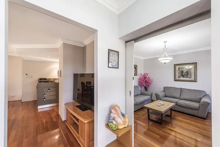 Fifth view of Homely house listing, 1/6 Batsford Way, Canning Vale WA 6155