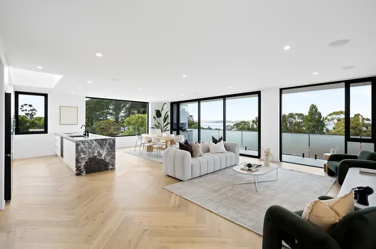 4/3 Jenkins Street, Taroona TAS 7053