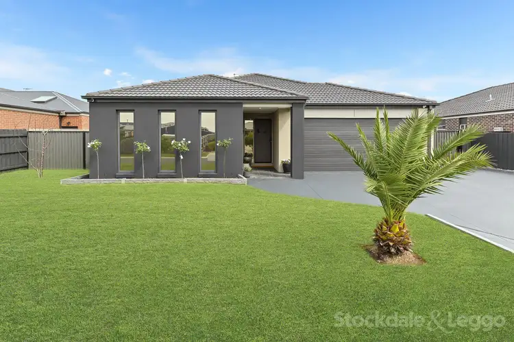 73 Diamond Drive, Koo Wee Rup VIC 3981