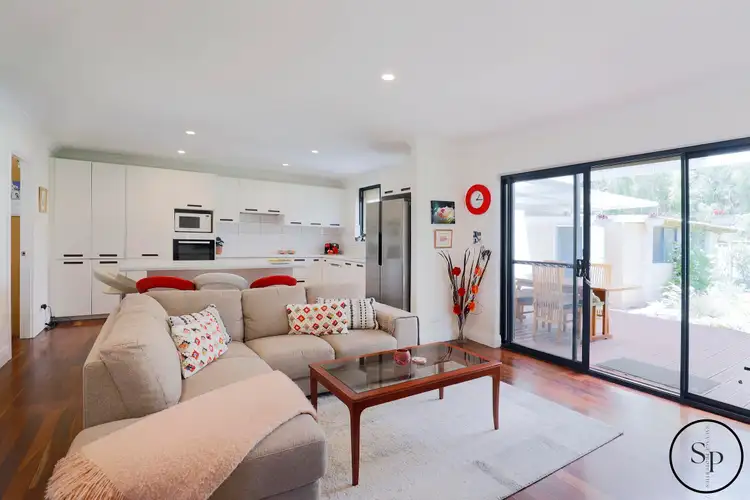 25 Perseus Road, Silver Sands WA 6210