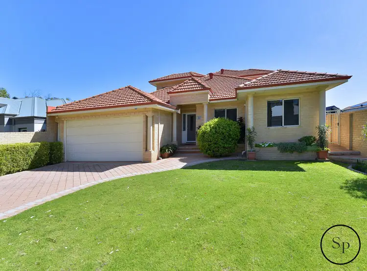 Fourth view of Homely house listing, 2 Leeuwin Place, Halls Head WA 6210