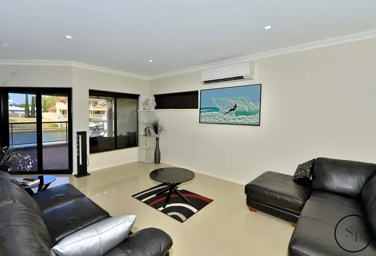 Third view of Homely house listing, 4 Santavea Mews, Halls Head WA 6210