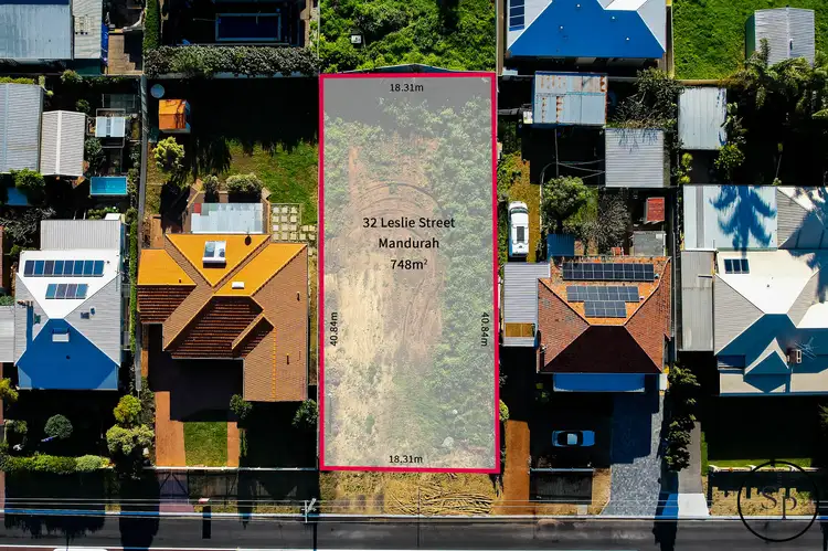 32 Leslie Street, Dudley Park WA 6210