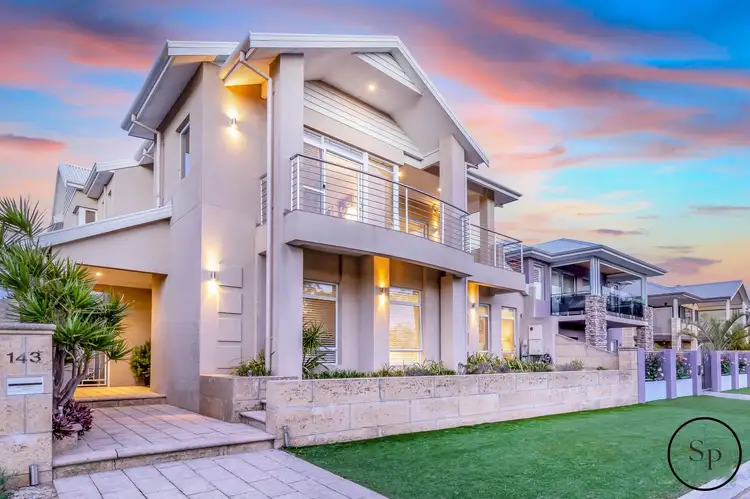 143 Darwin  Terrace, Dudley Park WA 6210