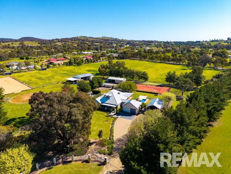 4 Hickory Place, Springvale NSW 2650
