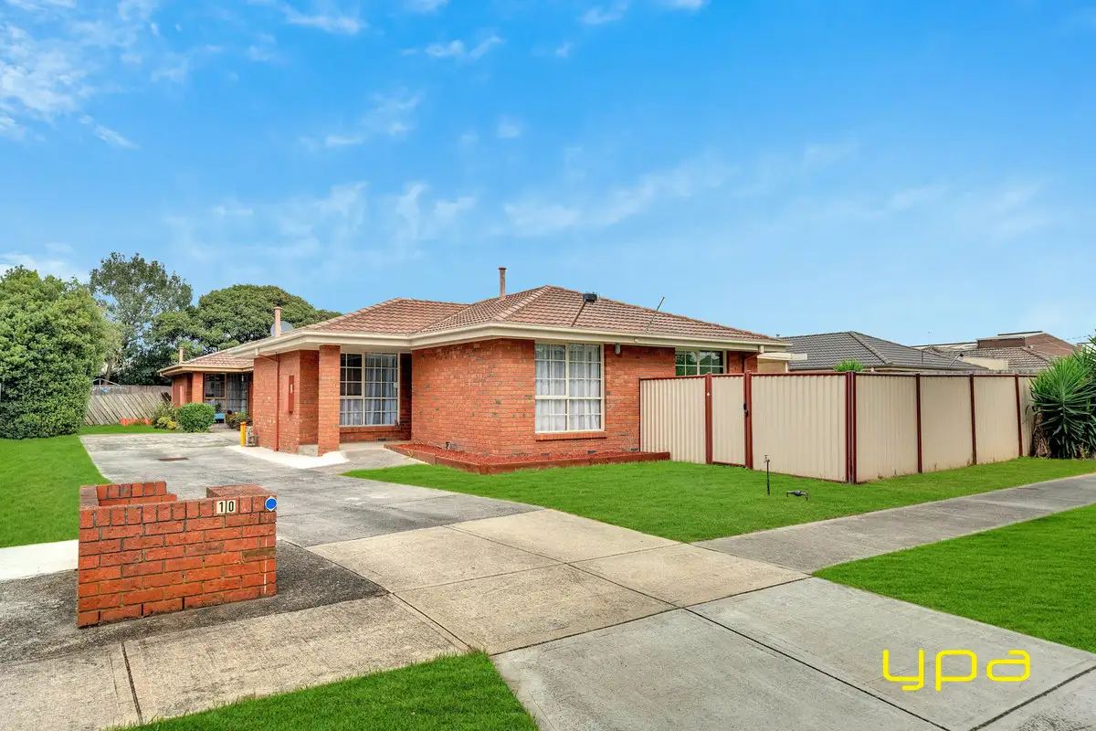 Main view of Homely unit listing, 1/10 Bowen Street, Cranbourne VIC 3977