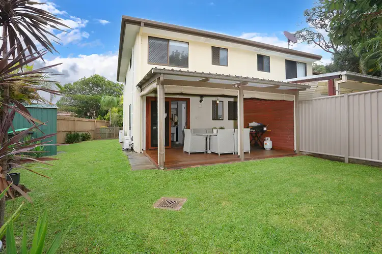 4/77 Olsen Avenue, Labrador QLD 4215