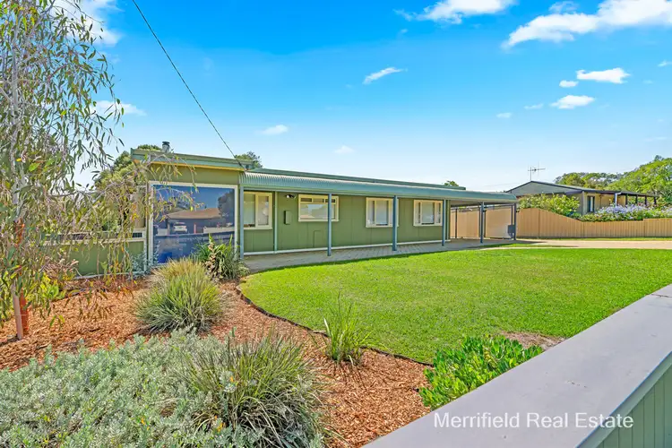 6 Katoomba Street, Orana WA 6330