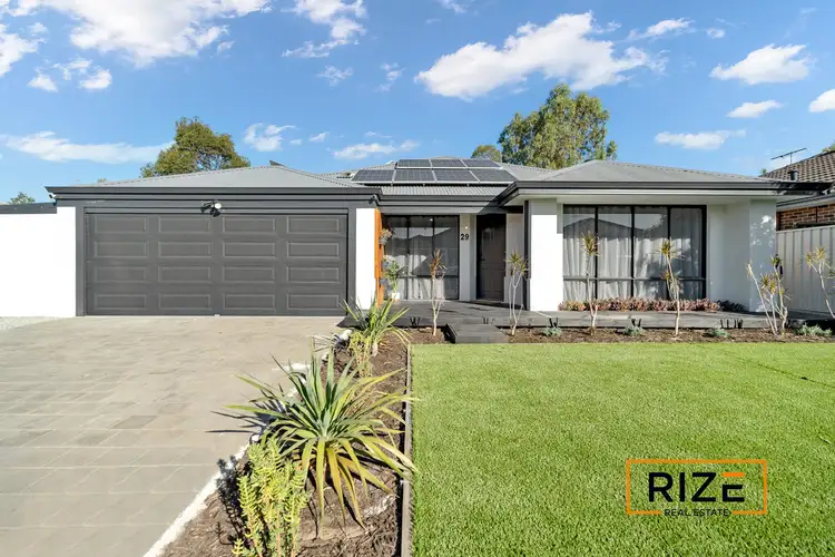 29 Ornata Bend