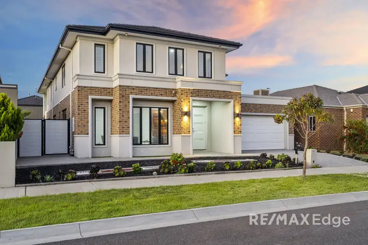 8 Winjeel Avenue, Point Cook VIC 3030