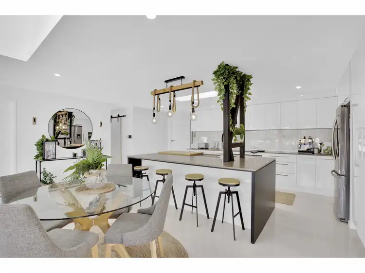 Second view of Homely house listing, 44 Merrimac Boulevard, Broadbeach Waters QLD 4218