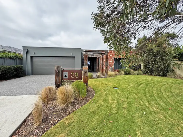 38 Meanderri Drive, Inverloch VIC 3996