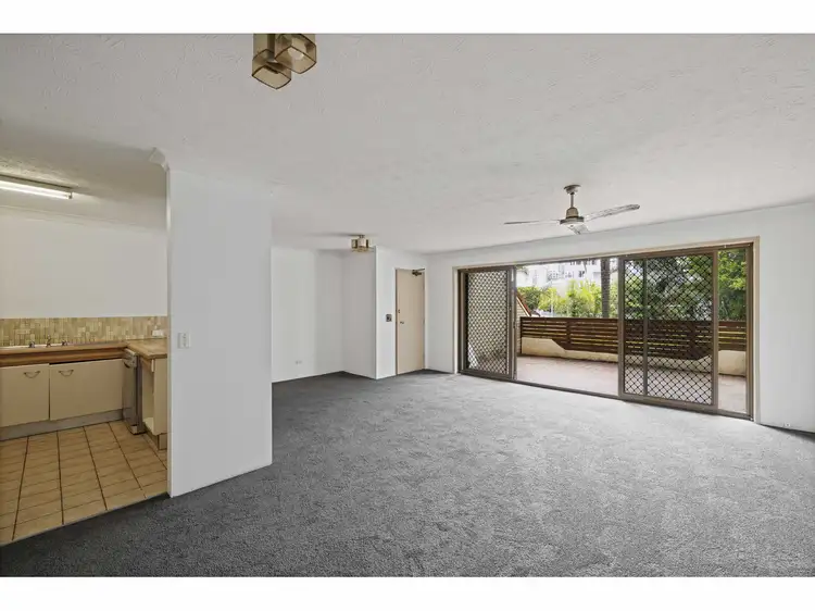 Third view of Homely apartment listing, 2/8-10 Queensland Avenue, Broadbeach QLD 4218