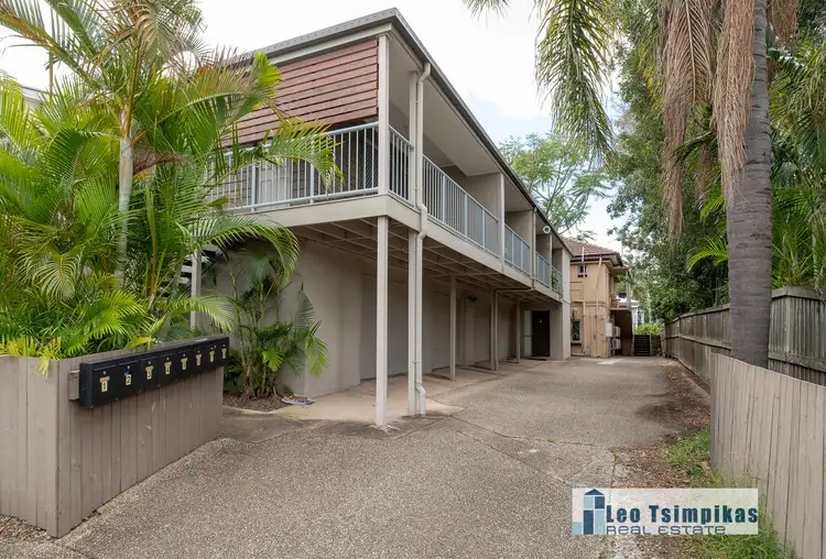 Main view of Homely unit listing, 1/58 Ross Street, Woolloongabba QLD 4102