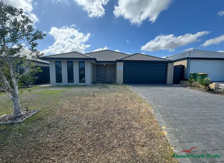 18 Furnell Way, Lakelands WA 6180