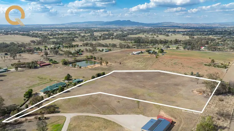 28 Mountainpeak Lane, Table Top NSW 2640