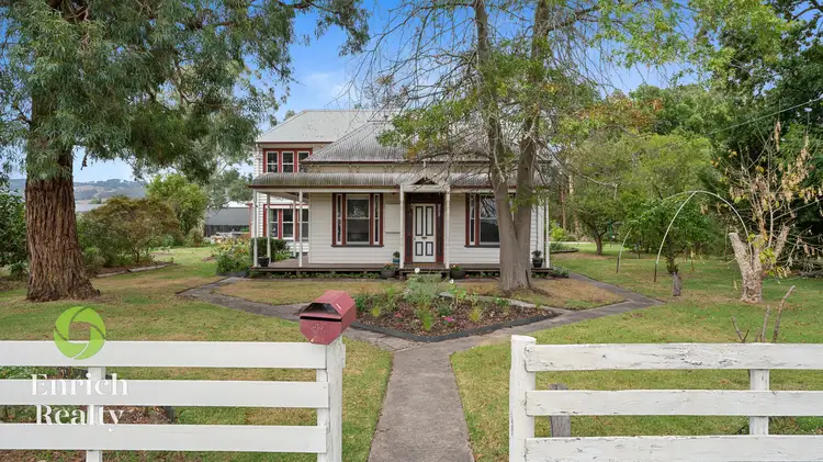 10-12 Settlement Road