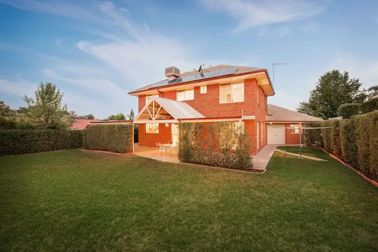 Third view of Homely house listing, 10 Haldon Court, Wodonga VIC 3690