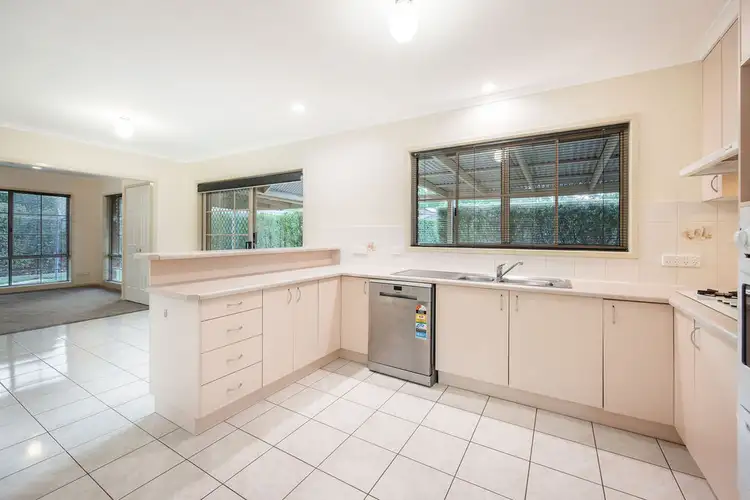 Sixth view of Homely house listing, 10 Haldon Court, Wodonga VIC 3690